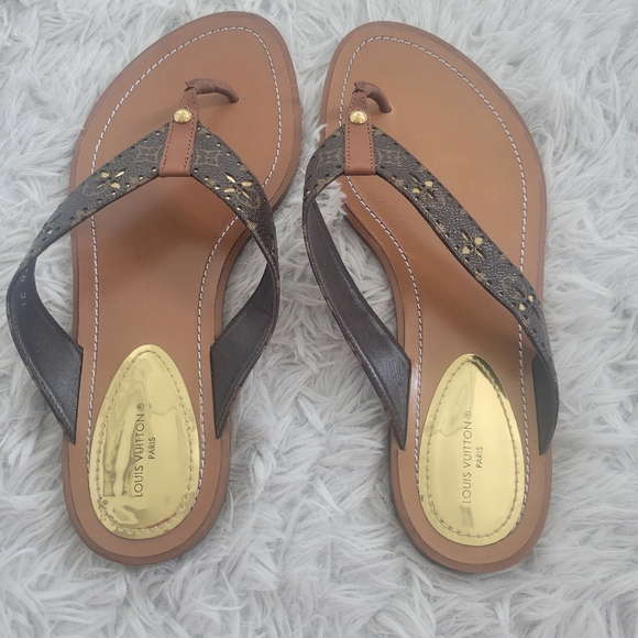 LV Sandals - Picture 7 of 14